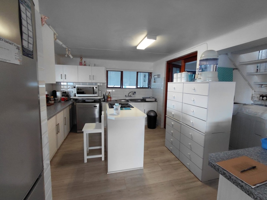 4 Bedroom Property for Sale in Onrus Western Cape